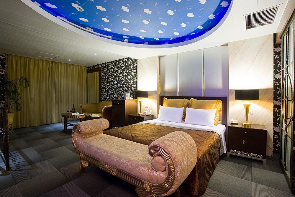 Crystal Business Motel Hsinchu City Room photo