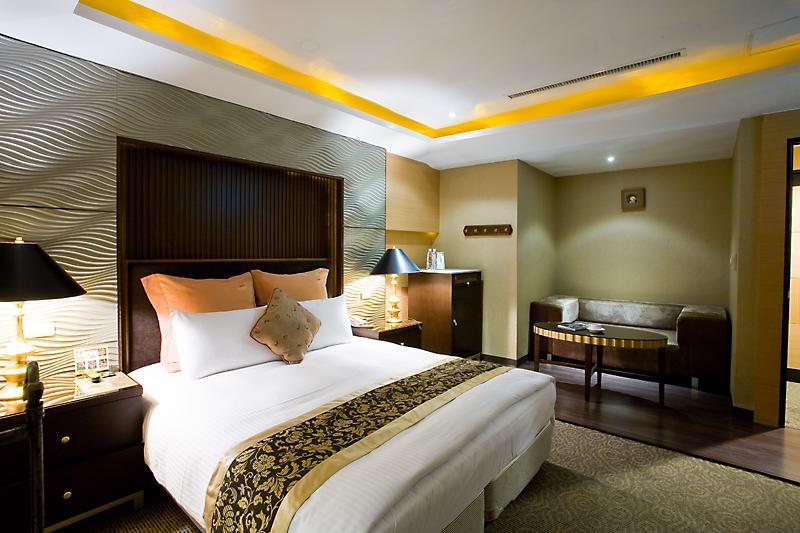 Crystal Business Motel Hsinchu City Exterior photo