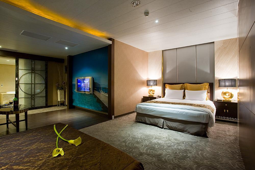 Crystal Business Motel Hsinchu City Exterior photo